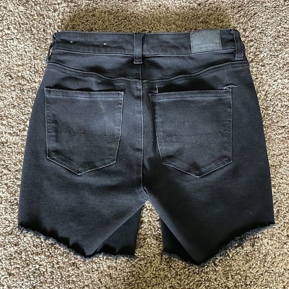 American Eagle Distressed Dream Jean Shorts Size 4 Black - Picture 5 of 5